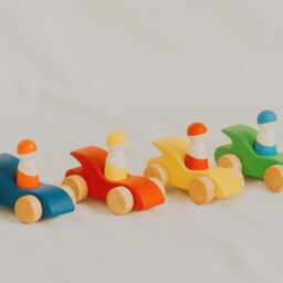 Handmade Colorful Wooden Cars With Peg Friends, Waldorf Car Toy Set, Open-Ended Play, Creative Gift For Kids, Montessori Birthday - thumbnail 3