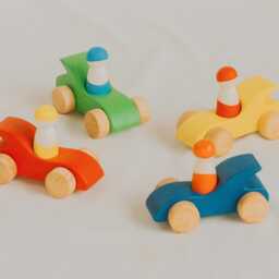 Handmade Colorful Wooden Cars With Peg Friends, Waldorf Car Toy Set, Open-Ended Play, Creative Gift For Kids, Montessori Birthday - thumbnail 2