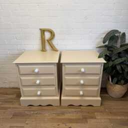Pair Of Painted Pine Bedside Tables Solid - Farrow & Ball Joa's White - thumbnail 3