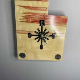 Utah Handmade Wood State Clock With Inlaid Quarters. Fully Customizable - thumbnail 3
