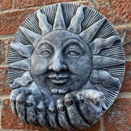 stone Garden Sun With Hands Bird Feeder Wall Hanging Plaque Ornament - thumbnail 4