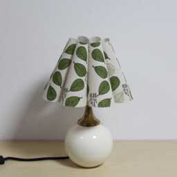Duzy Handmade Scallop Shape Leaf Pattern Fabric & Ceramic Base Table Lamp-120#, 110-240V/50-60Hz - thumbnail 1