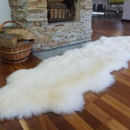 "Giant White Sheepskin Rug, Double Natural Wool Carpet, Thick Shiny Fur, 79""x30" - thumbnail 3
