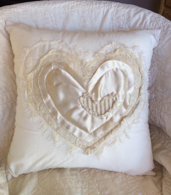 stwh7 Vintage Heart Pillow Cover - image 1
