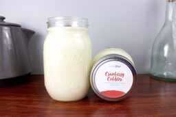 Cranberry Cobbler Soy Candle in Pint Mason Jar, Scented Candle, Wood Wick Cranberry Jar - thumbnail 1