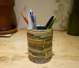 Papermug, For Pencils & Pens, Made From Recycled Paper Varnished, Papercraft - thumbnail 1
