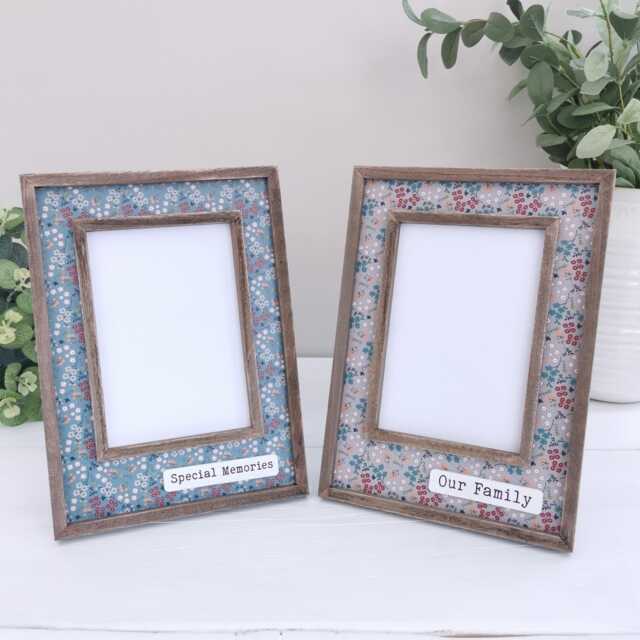 Ditsy Floral Wooden Photo Frame 6x4 Our Family, Special Memories - image 1