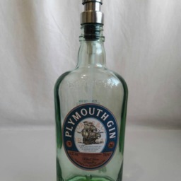 Plymouth Gin Soap Dispenser, 70Cl Gift With Stainless Pump & Water Resistant Label - thumbnail 3