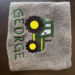 Personalised Tractor Towel/Childrens Gift Hand Bath Sheet Time New Baby - thumbnail 3