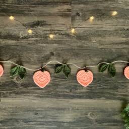 Crochet Peach Garland - Fruit Wall Hanging Home Decor - thumbnail 2