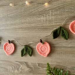 Crochet Peach Garland - Fruit Wall Hanging Home Decor - thumbnail 3