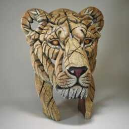 Yuna The Lioness Bust Sculpture - Hand Painted Art Marble Dust & Resin Wildlife Decor - thumbnail 2