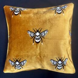 Bee Pillow Cover Only-Bumble Bee Pillow-Yellow Pillow-Queen & Black Pillow-Velvet Yellow - thumbnail 4