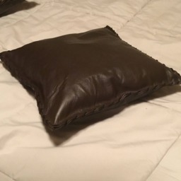 Genuine Leather Pillow - thumbnail 3
