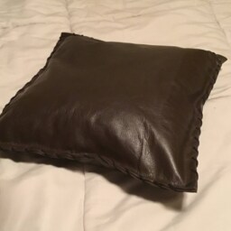 Genuine Leather Pillow - thumbnail 2