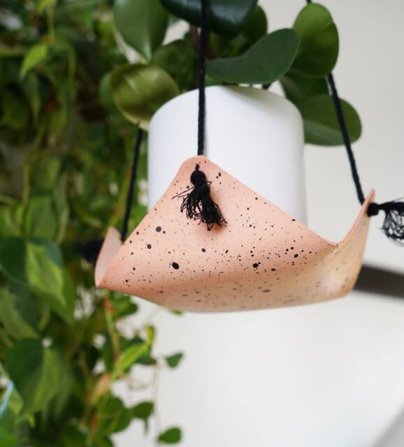 Hand-Painted Leather Plant Hammock Speckled Indoor Hanging Planter - image 1