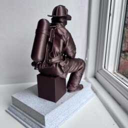 9/11 First Responder Firefighter Tribute Statue - Memorial Sculpture - thumbnail 4
