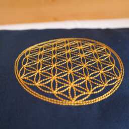 Energy Pillow Navy With The Flower Of Life - thumbnail 2