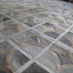 Patchwork Cowhide Rug- Free Shipping - Model Buenos Aires. Size 5' X 7' Mix Of Greys & Brindle Beige - thumbnail 4