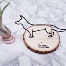 German Shepherd Wire Sculpture, Dog Memorial, Desk Decor - thumbnail 3
