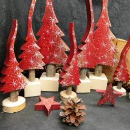 Red Sparkle, Dark Red & Gold Christmas Tree, A Glittering Fir Hand-Painted Wooden Tree in 4 Sizes - Selection - thumbnail 2