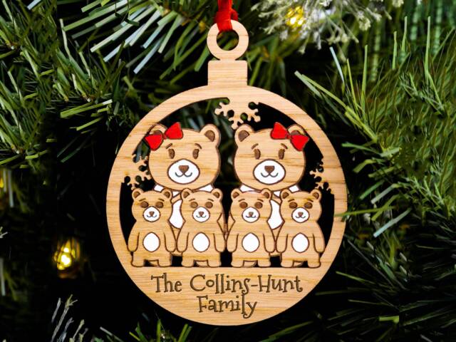 Same Sex Family, Cute Bear Christmas Tree Decoration, Personalised Engraved Xmas Bauble, Secret Santa, Lesbian Mums Mummy Kids Family Of 6 - image 1