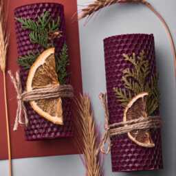 Beeswax Gifts Purple Set. 2 Pillar 100% Candles With Natural Honey Scent - Size 13 X 5 cm & Shea Butter Soap For Gift Home - thumbnail 4