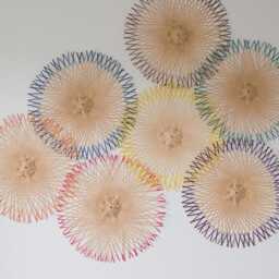 Colorful Hand-Dyed Bamboo Rattan Wicker Wall Art Decoration Woven Starburst Decor - thumbnail 2
