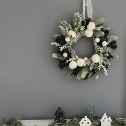 Christmas Wreath For Front Door - Winter Holiday Foliage Wreath, Festive Decorations, Home D??cor - thumbnail 2