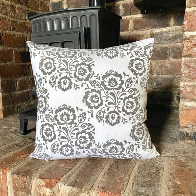 587. Handmade 100% Cotton Cushion Cover Grey Folk Flowers