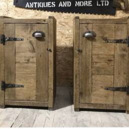 Up-Cycled Bedroom Set A Rustic Chest Of Draws & Pair Bedside Cabinets - For Delivery Charge Info See Description - thumbnail 3