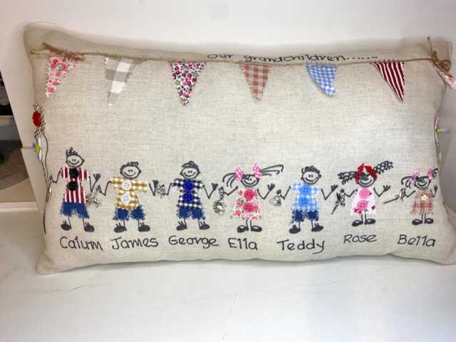 Personalised Family Cushion With 7 Custom Names , Handmade Linen Home Decor, Gift For Mum, Nanna Or Grandma - image 1