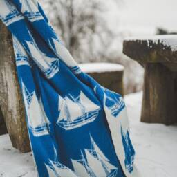 Natural New Zealand Wool Blanket Reversible Blue White Ship Throw - 130x200cm - thumbnail 2