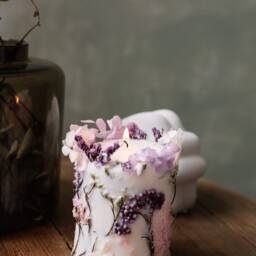 Botanical Dried Flower Candle, Pressed Flowers Birthday Gift For Her, Favors Candles, Housewarming Gift, Best Friend Candle - thumbnail 3