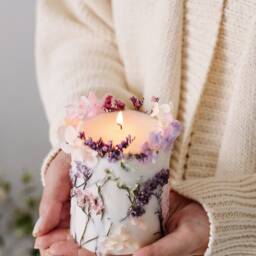 Botanical Dried Flower Candle, Pressed Flowers Birthday Gift For Her, Favors Candles, Housewarming Gift, Best Friend Candle - thumbnail 2