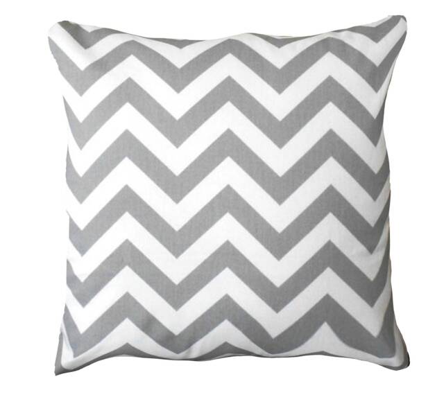 "Grey Pillow Cover. Gray Cover-Gray Zigzag Pillow-Gray & White Chevron Pillow..16"", 17"", 18"", 20"" 24"" 26" - image 1