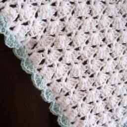 Crochet Baby Blanket White Acrylic With Pale Green Ruffle - thumbnail 2