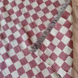 Handwoven Wool Jute Checkerboard Rug - Red & Natural Flatweave Kilim Modern Chequered Area Carpet - thumbnail 2