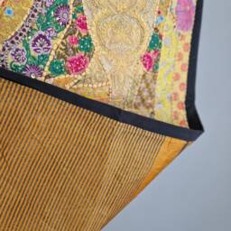 Large Indian Wall Tapestry 100x150cm - thumbnail 4