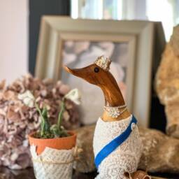Queen Elizabeth With Corgi. A Little Wooden Ducklet Dressed Like Hrh A Mini Corgi By Her Feet. Token Memorabilia - thumbnail 2