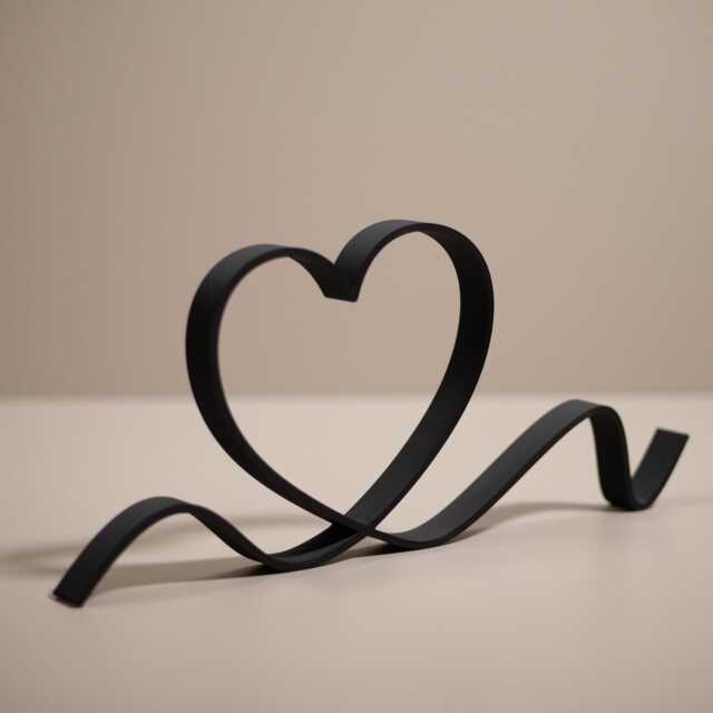 Freestanding Heart Ornament Line Art - Outline Set Home Decor Shelf Display Items - image 1