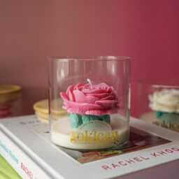 Flower Soy Candle in Glass Cup Rose Bloom, Bamboo Lid - thumbnail 3