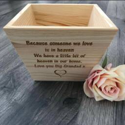 Personalised Plant Pot/Flower in Memory Remembrance Wooden Planter - thumbnail 2