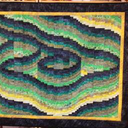 Green Bargello Wall Hanging - Handmade Quilted Art in Forest & Yellow Tones - Modern Patchwork Home Decor - thumbnail 4