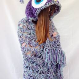 Crochet Owl Hooded Blanket, Chunky Throw, Cosy Cuddle Gift - thumbnail 4