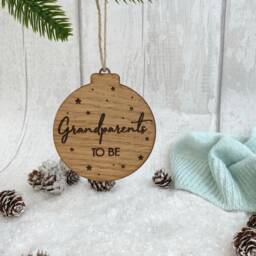 Baby Announcement Christmas Decoration - Mummy To Be Daddy To Grandparents Shower Gift - thumbnail 1