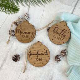 Baby Announcement Christmas Decoration - Mummy To Be Daddy To Grandparents Shower Gift - thumbnail 2
