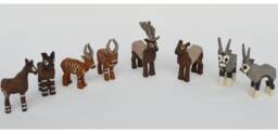 Hand Carved Wooden Animals, Okapi, Bongo, Elk, Oryx Pair - thumbnail 1