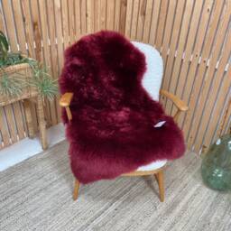 Sheepskin Rug , Cranberry Sheepskin Large Rug, Long Interior Decor Bed Throw, Chair Cover, Fur Hygge, Luxury Throw - thumbnail 3