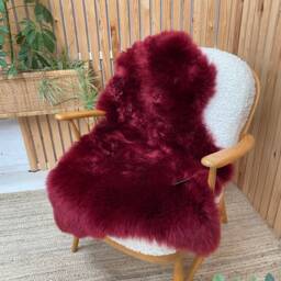 Sheepskin Rug , Cranberry Sheepskin Large Rug, Long Interior Decor Bed Throw, Chair Cover, Fur Hygge, Luxury Throw - thumbnail 2
